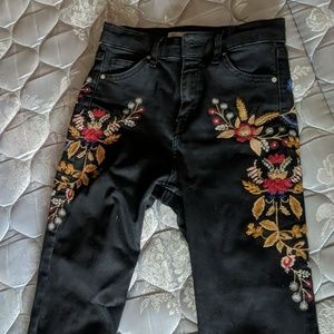 Topshop embroidered jeans 26
